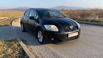 Toyota Auris - 9