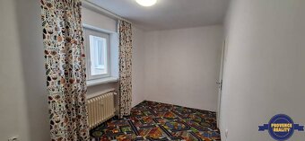 PRENÁJOM: 3 izbový byt v historickom centre mesta - Komárno - 9
