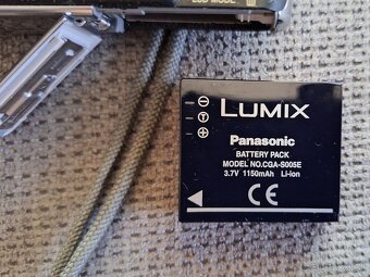 Panasonic DMC-FX07 + nabíjačka, statív, puzdro...100% stav - 9