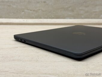 MacBook Air 13,6" M2, 8GB, 512GB, Midnight - 9