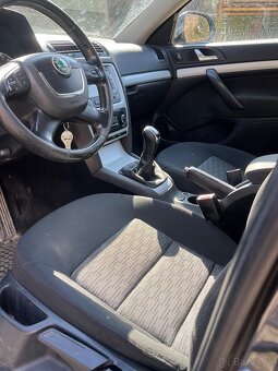 Škoda Octavia 2 1.6 tdi 2012 NOVÁ STK - 9