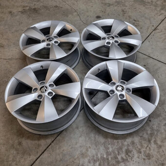 Hliníkové Škoda disky 5x112 R17 6,5J ET38 - 9