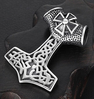 Prívesok MJOLLNIR - 9