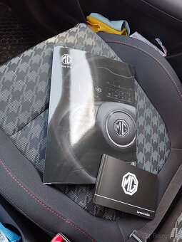 MG ZS Essential Plus 2025 - 9