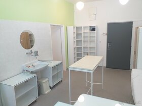 Zdravotnícke priestory - 85 m2 - 9