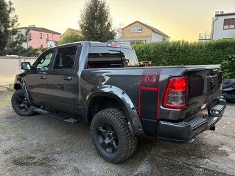 Dodge RAM 5.7 4x4 TUNING, SPORT, BLACK EDITION - 9