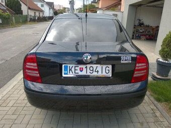 ŠKODA Superb 1, 2.0 TDI, 103 kW, BSS, r. v. 2006, čierná met - 9