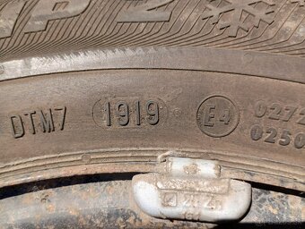 Predam 4ks pneu 175/70/r14 zimne na diskoh 5x100 ET 35 - 9