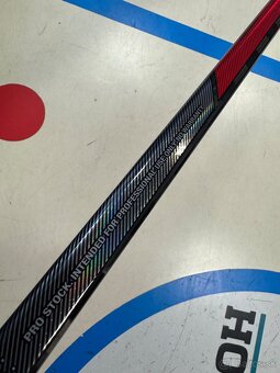 UPLNE NOVA PROFI HOKEJKA CCM JETSPEED FT4 PRO HANZ CUSTOM - 9