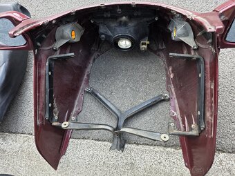 Kufre BMW K100 RT a iné diely - 9