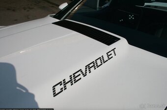 Chevrolet Corvette Stingray Coupé z roku 1974 - 9