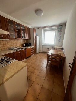 na prenájom 3 izb. byt, Bajzova ul. - 9
