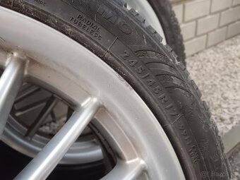 Predám alu disky Mercedes 8,5Jx17Hz 245x45R17. - 9
