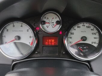 Peugeot 207 1.6 THP - GT verzia Le Mans - 9