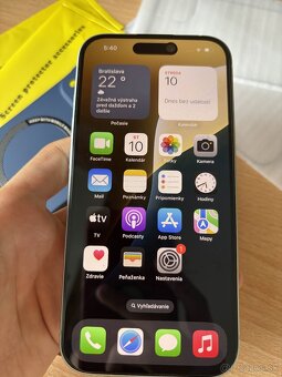Predám IPHONE 15 - 9
