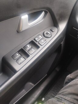 Kia Sportage 1.7crdi - 9