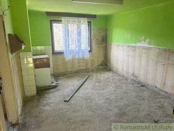 Dom na okraji (polosamote) obce Kokava nad Rimavicou - 9