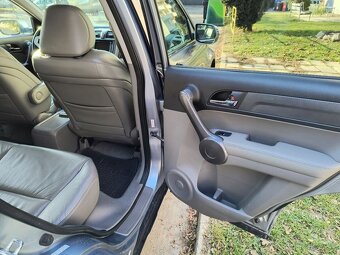 Honda CR-V, 2,4 124kW, benzín - 9