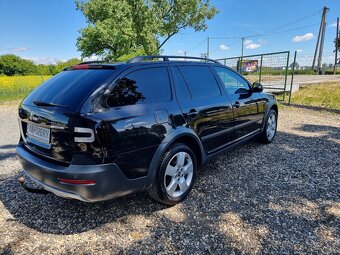 Škoda Octavia Combi 2.0 TDI CR DPF 4x4 Scout - 9