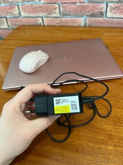 Notebook Acer Swift 1 Sakura pink celokovový - 9