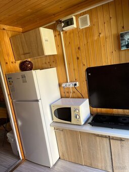 Predám drevené chatky v Štúrove - 9