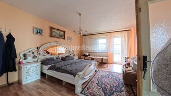 Dobré Reality – Na predaj priestranný rodinný dom s jedinečn - 9