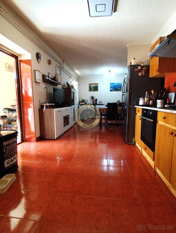 PREDAJ rodinný dom Ásvanyráró - 9