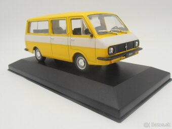 Opel Rekord, RAF Latvia   1/43 - 9