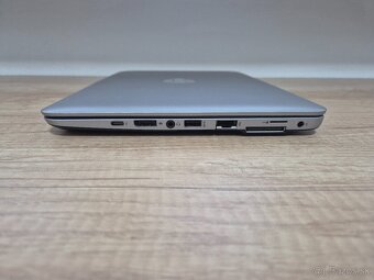 HP EliteBook 820 G3 /i5-6300U/8GB RAM/Touch FHD/256GB SSD - 9