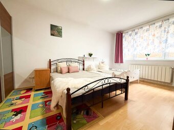 Exkluzívne na predaj 2-izbový tehlový byt s vlastnou garážou - 9