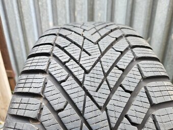 Originálna zimná sada VOLVO - 5x108 r18 + 235/55 r18 - 9