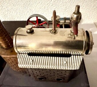 Wilesco parný stroj s generatorom a lampou - 9