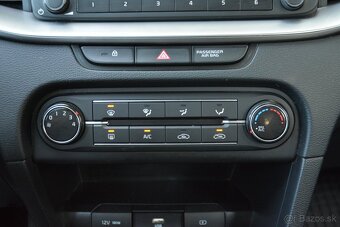 KIA Ceed 1.6 SR. voz - 9