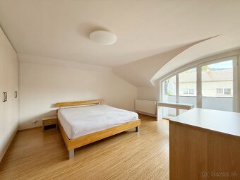 Predaj rodinnej vily s krásnou záhradou 1250 m2 | Stránske | - 9