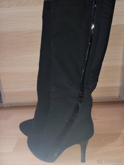 Čierne vysoké čižmy na platforme - 9