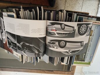 Katalógy, brožúry, prospekty, zberateľské - 9