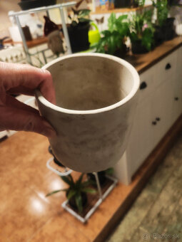 Keramické a ozdobné kvetináče - 9