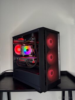 Intel 14jadro/28vlakno, Vega 64 8gb, 16GB RAM, 256gb+1tb - 9