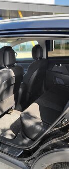 KIA SPORTAGE 2.0 CRDI - 9