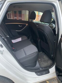 Hyundai I30 hatchback 1.6 88kw - 9