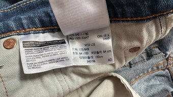 Pánske,kvalitné džínsy LEVIS 504 - veľkosť 32/32 - 9