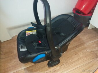 Predam náš zachovalí kočík Invictus V-plus. Je to trojkombi - 9