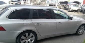 BMW E61 530D kombi 3,0D 160kw kód motora: 306D2 - 9