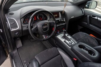 Audi Q7 3.0 TDI quattro tiptronic Šedá - 9