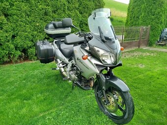 Suzuki V strom DL 1000 - 9