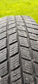 Predám zimné pneu 215/60R16 - 9