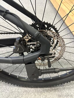 Predám elektrobicykel Cube - 9