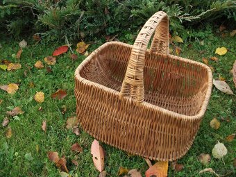 Krásny prútenný kôš(košík)2kusy-predám lacno - 9