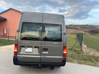 Ford Transit 7 miestne - 9
