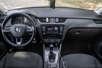 Škoda Octavia Combi Scout AT/6 135kW - 9